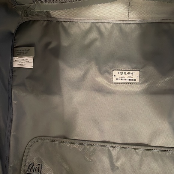 Briggs & Riley Medium Expandable 28-29” Spinner - Picture 7 of 12